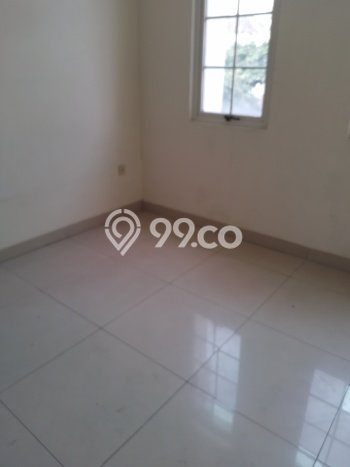 Disewakan! Rumah 3 Kamar Tidur &
3 Kamar Mandi di Green Lake City, Jakarta Barat Disewakan! Rumah 3 Kamar Tidur &
3 Kamar Mandi di Green Lake City, Jakarta Barat