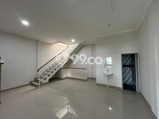 Ruko Dijual di Prime Area Tangerang Luas 125m2 Ruko Dijual di Prime Area Tangerang Luas 125m2
