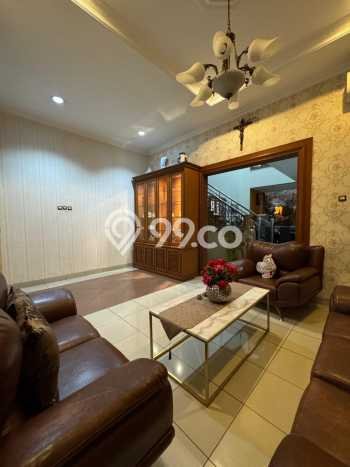 Hunian Eksklusif Siap Huni LT 200m2 di Kembangan, Jakarta Barat Hunian Eksklusif Siap Huni LT 200m2 di Kembangan, Jakarta Barat
