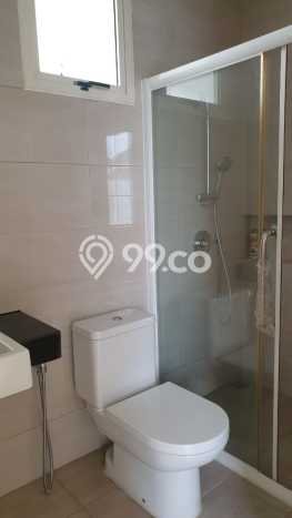 Disewakan! Rumah 3 Kamar Tidur &
2 Kamar Mandi di Green Lake City, Jakarta Barat Disewakan! Rumah 3 Kamar Tidur &
2 Kamar Mandi di Green Lake City, Jakarta Barat