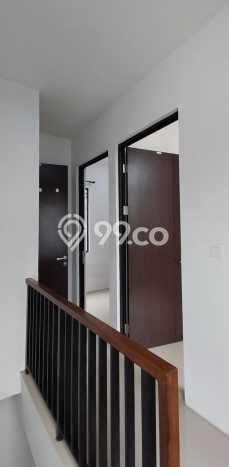 Disewakan! Rumah 3 Kamar Tidur &
2 Kamar Mandi di Duri Kosambi, Jakarta Barat Disewakan! Rumah 3 Kamar Tidur &
2 Kamar Mandi di Duri Kosambi, Jakarta Barat