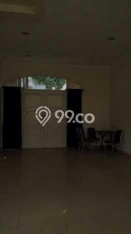Disewakan! Rumah 3 Kamar Tidur &
3 Kamar Mandi di Green Lake City, Jakarta Barat Disewakan! Rumah 3 Kamar Tidur &
3 Kamar Mandi di Green Lake City, Jakarta Barat