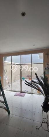 Dijual Hunian Mewah dengan Fasilitas Sekitar Komplit di Karang Tengah, Tangerang Dijual Hunian Mewah dengan Fasilitas Sekitar Komplit di Karang Tengah, Tangerang