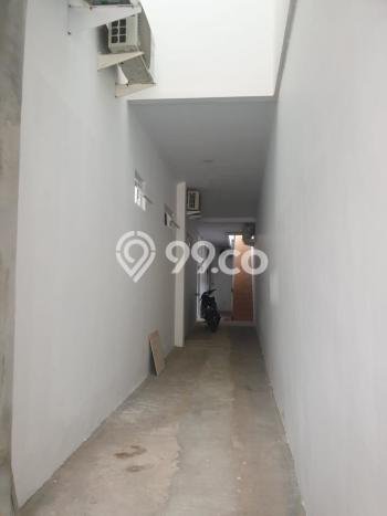 Hunian Eksklusif Siap Huni LT 215m2 di Kebon Jeruk, Jakarta Barat Hunian Eksklusif Siap Huni LT 215m2 di Kebon Jeruk, Jakarta Barat