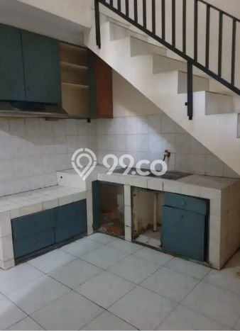 Disewakan! Rumah 3 Kamar Tidur &
2 Kamar Mandi di Semanan, Jakarta Barat Disewakan! Rumah 3 Kamar Tidur &
2 Kamar Mandi di Semanan, Jakarta Barat