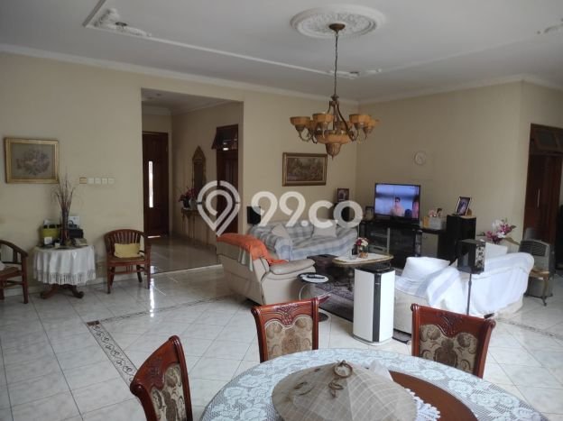 Rumah Elit Modern Siap Huni di Pejaten Jakarta Selatan Rumah Elit Modern Siap Huni di Pejaten Jakarta Selatan