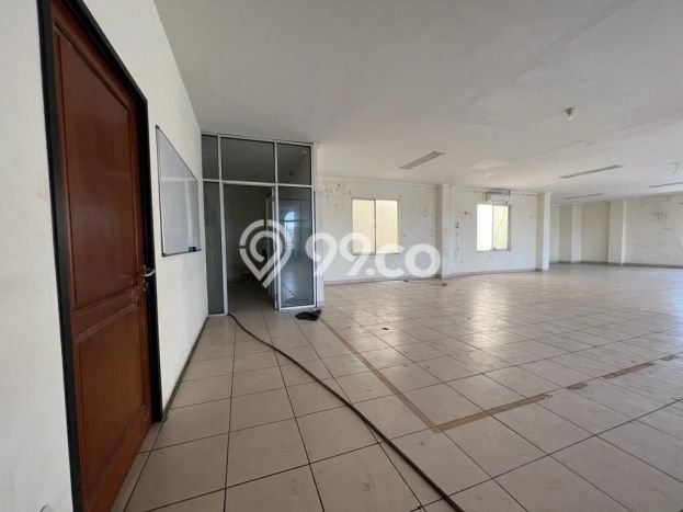 LOKASI STRATEGIS! Ruko di , Luas 1248m2m², Pengunjung Tinggi LOKASI STRATEGIS! Ruko di , Luas 1248m2m², Pengunjung Tinggi