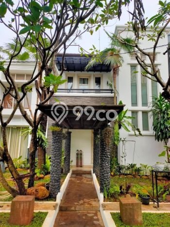 Ready to Use! Luxury House LT 412m2 Desain Modern di Pejaten Ready to Use! Luxury House LT 412m2 Desain Modern di Pejaten