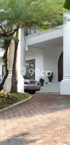 Rumah Elit Modern Siap Huni di Pondok Indah Jakarta Selatan Rumah Elit Modern Siap Huni di Pondok Indah Jakarta Selatan