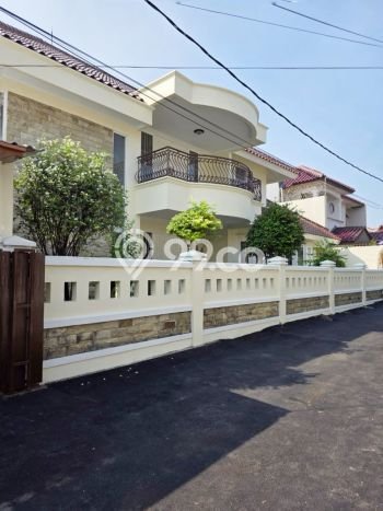 Dijual Rumah Premium dengan Fasilitas Sekitar Komplit di Cinere, Depok Dijual Rumah Premium dengan Fasilitas Sekitar Komplit di Cinere, Depok