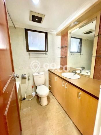 Apartemen di , 2 KM, Luas 89m2m², Lokasi Strategis Apartemen di , 2 KM, Luas 89m2m², Lokasi Strategis