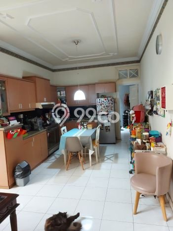 Hunian Elit LB 350m2 Siap Pakai Desain Elegan di Bintaro, Tangerang Selatan Hunian Elit LB 350m2 Siap Pakai Desain Elegan di Bintaro, Tangerang Selatan