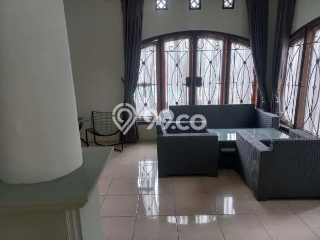Tempat Ideal! Vila di Tamansari, Ukuran 1100m2m², Kualitas Prima Tempat Ideal! Vila di Tamansari, Ukuran 1100m2m², Kualitas Prima