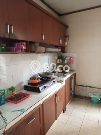 Rumah Elit Modern Siap Huni di Condet Jakarta Timur Rumah Elit Modern Siap Huni di Condet Jakarta Timur