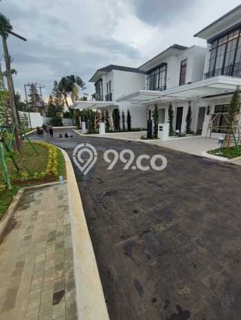 For Sale! Luxury House LT 200m2 Desain Modern di Katulampa For Sale! Luxury House LT 200m2 Desain Modern di Katulampa