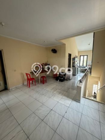 Ruko di Semanan, Luas 168m², Area Komersial, Strategis Ruko di Semanan, Luas 168m², Area Komersial, Strategis