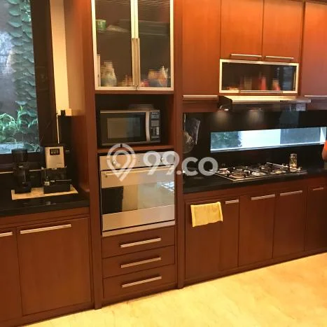Rumah sewa siap pakai 4 KT di Permata Hijau, Jakarta Selatan Rumah sewa siap pakai 4 KT di Permata Hijau, Jakarta Selatan