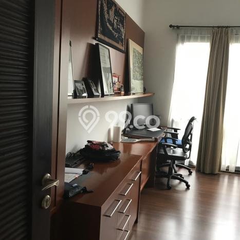 Rumah sewa siap pakai 4 KT di Permata Hijau, Jakarta Selatan Rumah sewa siap pakai 4 KT di Permata Hijau, Jakarta Selatan