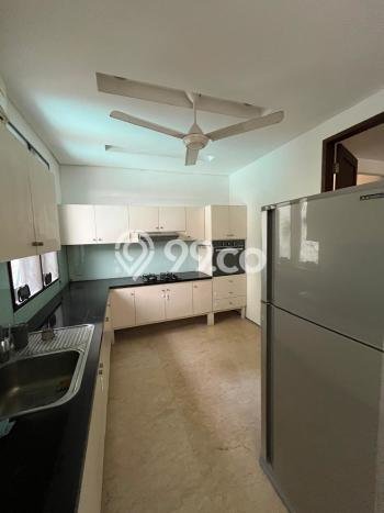 PRIME AREA! Rumah di SCBD, 3 KT, Lingkungan Elite, Luas 250m² LB 225m² PRIME AREA! Rumah di SCBD, 3 KT, Lingkungan Elite, Luas 250m² LB 225m²