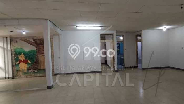 Unit Gudang Tersedia di Holis Cigondewah Spesifikasi LB 300m2 Unit Gudang Tersedia di Holis Cigondewah Spesifikasi LB 300m2