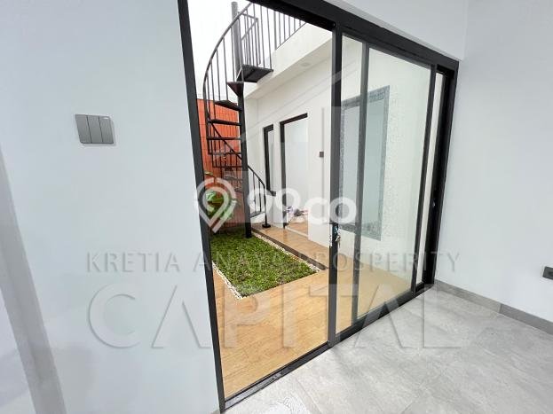 Dijual Cepat Rumah Favorit Siap Huni LB 170m2 di Antapani, Bandung Dijual Cepat Rumah Favorit Siap Huni LB 170m2 di Antapani, Bandung