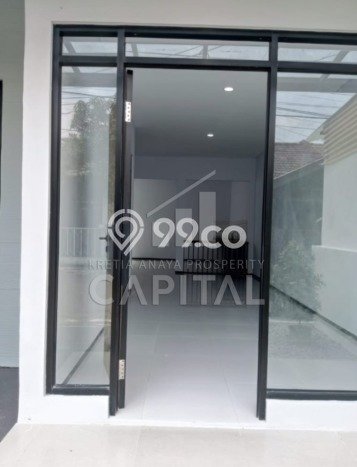 Rumah Modern 2 KT LT 90m2 di Taman Kopo Indah Rumah Modern 2 KT LT 90m2 di Taman Kopo Indah