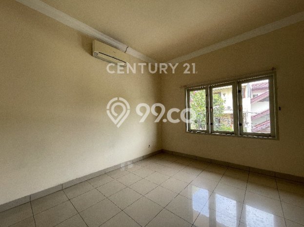 Rumah sewa siap huni 3 KT di Pondok Indah, Jakarta Selatan Rumah sewa siap huni 3 KT di Pondok Indah, Jakarta Selatan