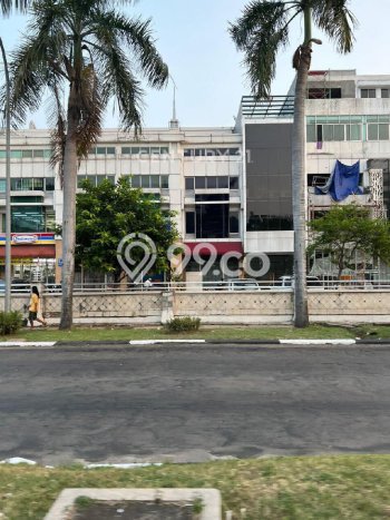 Ruko Bagus Dijual LB 225m2 Lokasi Strategis Jakarta Utara Area Cocok untuk Berbisnis Ruko Bagus Dijual LB 225m2 Lokasi Strategis Jakarta Utara Area Cocok untuk Berbisnis
