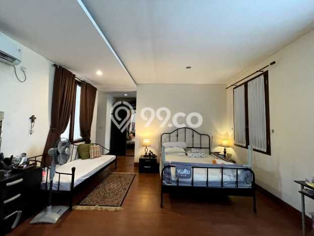 Rumah Elit Modern Siap Huni di Lebak Bulus Jakarta Selatan Rumah Elit Modern Siap Huni di Lebak Bulus Jakarta Selatan