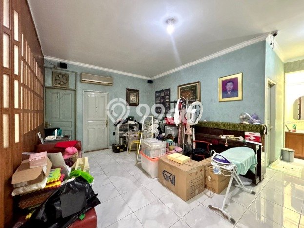 Rumah EXCLUSIVE di Tebet, Jakarta Selatan, LT 220m² LB 350m² KESEMPATAN TERBATAS! Rumah EXCLUSIVE di Tebet, Jakarta Selatan, LT 220m² LB 350m² KESEMPATAN TERBATAS!