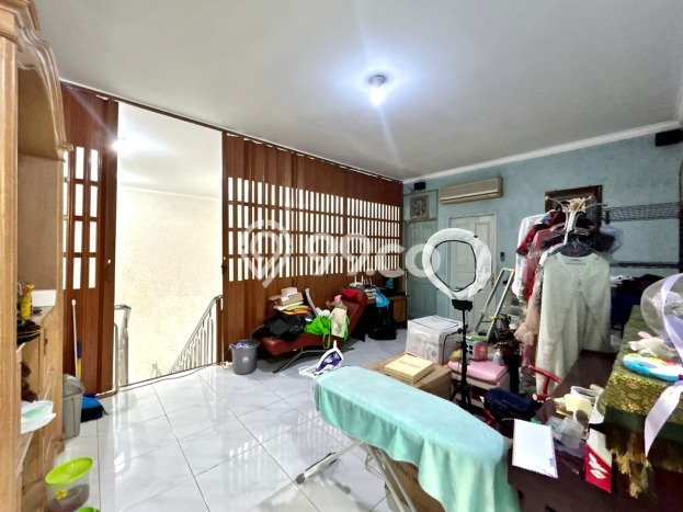 Rumah EXCLUSIVE di Tebet, Jakarta Selatan, LT 220m² LB 350m² KESEMPATAN TERBATAS! Rumah EXCLUSIVE di Tebet, Jakarta Selatan, LT 220m² LB 350m² KESEMPATAN TERBATAS!