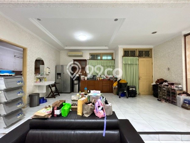 Rumah EXCLUSIVE di Tebet, Jakarta Selatan, LT 220m² LB 350m² KESEMPATAN TERBATAS! Rumah EXCLUSIVE di Tebet, Jakarta Selatan, LT 220m² LB 350m² KESEMPATAN TERBATAS!