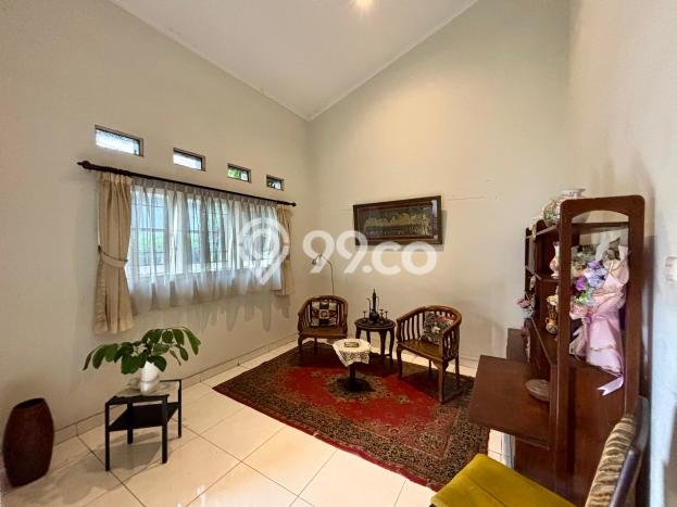 Siap Huni Hunian Elit 6 Kamar di Tebet Dekat ke Mana Saja Siap Huni Hunian Elit 6 Kamar di Tebet Dekat ke Mana Saja