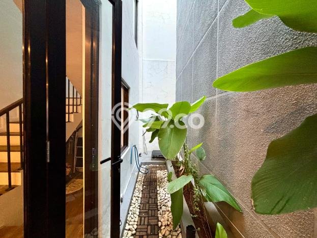 Dijual Hunian Mewah dengan Fasilitas Sekitar Lengkap di Tebet, Jakarta Selatan Dijual Hunian Mewah dengan Fasilitas Sekitar Lengkap di Tebet, Jakarta Selatan