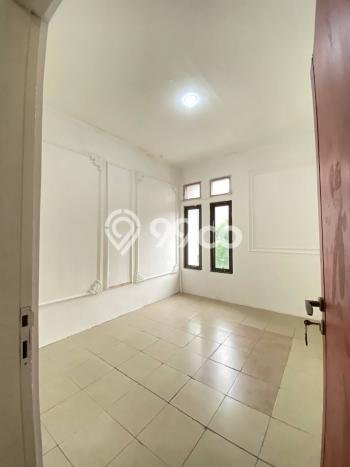 For Sale Rumah 4 Kamar Lokasi Ideal Nyaman dan Strategis di Antapani For Sale Rumah 4 Kamar Lokasi Ideal Nyaman dan Strategis di Antapani