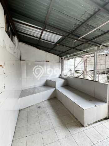Rumah Mewah LB 170m2 Siap Huni Desain Elegan di Sarijadi, Bandung Rumah Mewah LB 170m2 Siap Huni Desain Elegan di Sarijadi, Bandung