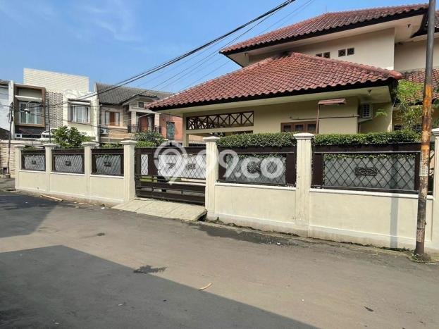 Rumah Elit Modern Siap Huni di Buah Batu Bandung Rumah Elit Modern Siap Huni di Buah Batu Bandung