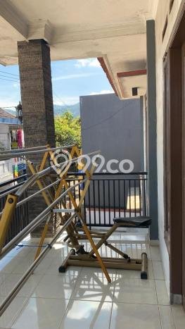 Jual Rumah Favorit Siap Huni LB 225m2 di Mandalajati, Bandung Jual Rumah Favorit Siap Huni LB 225m2 di Mandalajati, Bandung