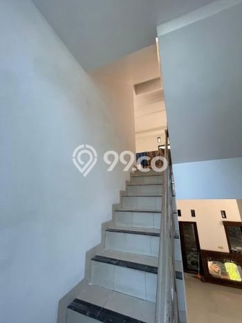 Hunian Elit LB 351m2 Siap Pakai Desain Elegan di Geger Kalong, Bandung Hunian Elit LB 351m2 Siap Pakai Desain Elegan di Geger Kalong, Bandung