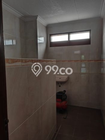 Rumah Elit Modern Tanpa Renovasi di Supratman Bandung Rumah Elit Modern Tanpa Renovasi di Supratman Bandung