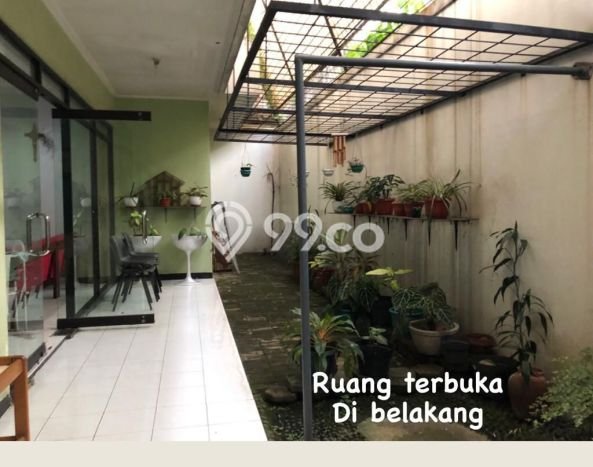 Rumah di Cicendo, Bandung, LT 247m2m² Bangunan 300m2m² - SEGERA MILIKI! Rumah di Cicendo, Bandung, LT 247m2m² Bangunan 300m2m² - SEGERA MILIKI!