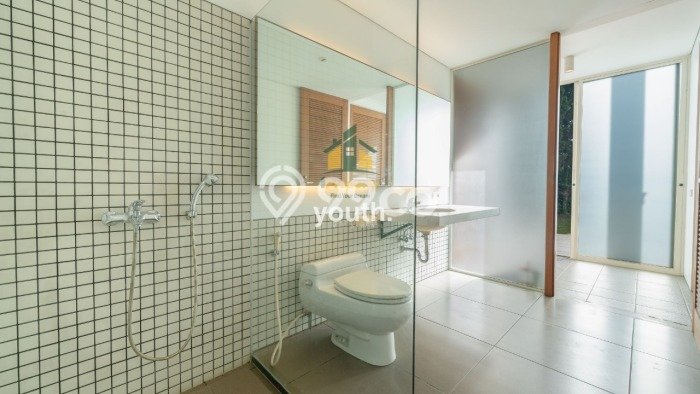 PROPERTI PILIHAN! Rumah Nyaman di Coblong, LT 2259m2m² LB 676m2m² PROPERTI PILIHAN! Rumah Nyaman di Coblong, LT 2259m2m² LB 676m2m²