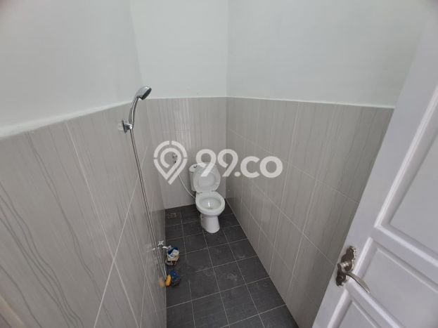 Rumah Luas Asri 6 KT Siap Huni di Buah Batu Bandung Rumah Luas Asri 6 KT Siap Huni di Buah Batu Bandung