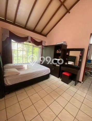 Ready to Use! Luxury House LT 850m2 Desain Elegan di Cihanjuang Ready to Use! Luxury House LT 850m2 Desain Elegan di Cihanjuang