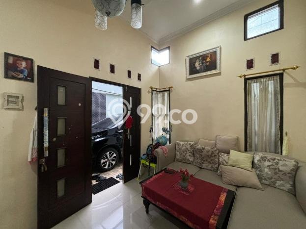 Dijual Rumah Eksklusif 2 KT di Joglo, Jakarta Barat Dijual Rumah Eksklusif 2 KT di Joglo, Jakarta Barat