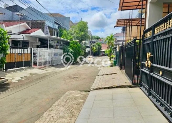 Siap Huni Hunian Elit 4 Kamar di Kelapa Gading Dekat ke Mana Pun Siap Huni Hunian Elit 4 Kamar di Kelapa Gading Dekat ke Mana Pun