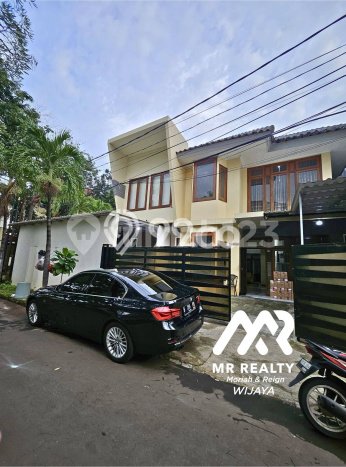 Siap Huni Hunian Elit 4 Kamar di Kelapa Gading Dekat ke Mana Pun Siap Huni Hunian Elit 4 Kamar di Kelapa Gading Dekat ke Mana Pun