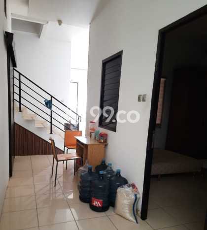 Rumah Luxury Modern Siap Huni di Taman Ratu Jakarta Barat Rumah Luxury Modern Siap Huni di Taman Ratu Jakarta Barat