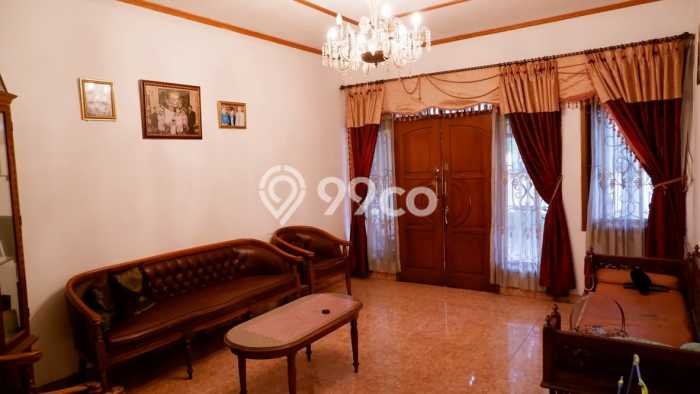 Jual Rumah Bagus Siap Huni LB 250m2 di Ciledug, Tangerang Jual Rumah Bagus Siap Huni LB 250m2 di Ciledug, Tangerang
