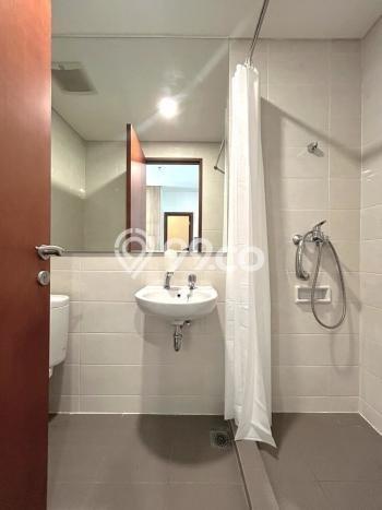 Apartemen Strategis di , 2 KM, Luas 102m2m², Dekat Jakarta Utara, Jakarta Utara, Fasilitas Modern Apartemen Strategis di , 2 KM, Luas 102m2m², Dekat Jakarta Utara, Jakarta Utara, Fasilitas Modern